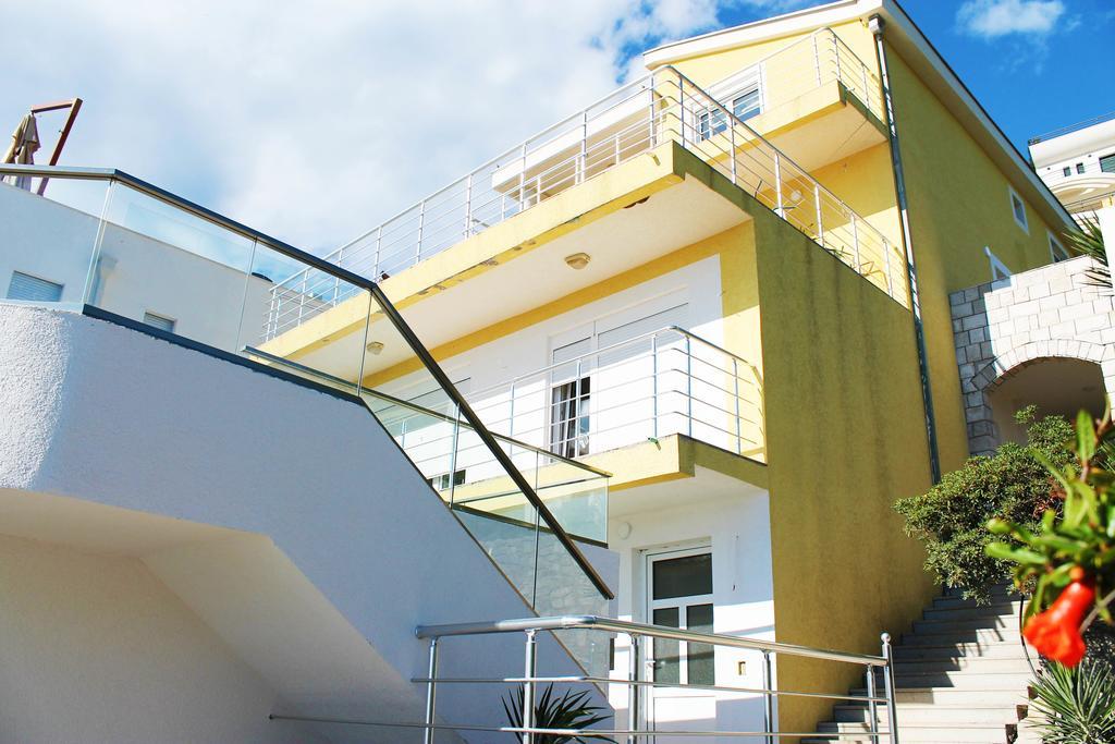 Apartments Gran Sasso Ulcinj Exterior photo