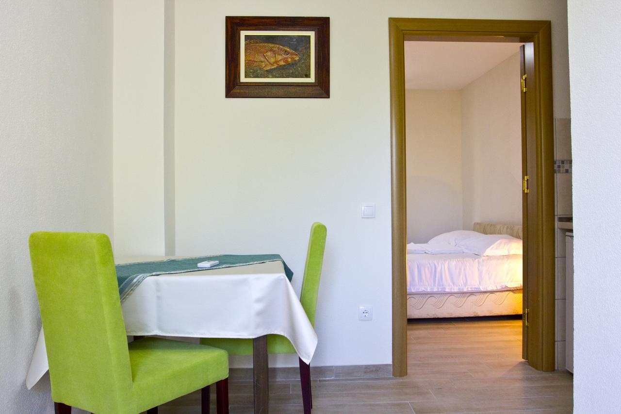 Apartments Gran Sasso Ulcinj Exterior photo